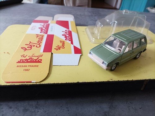 Nissan prairie 1982 solido - ,