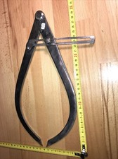 (n°252   OLD TOOL compass 