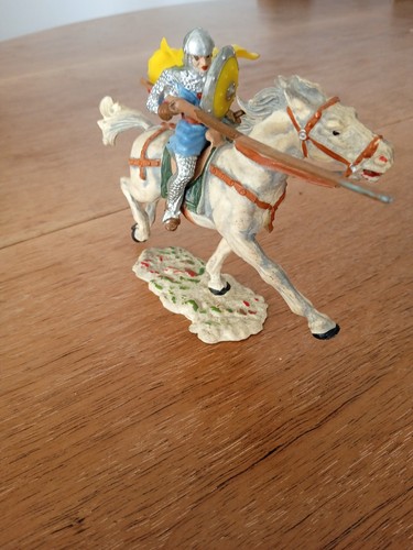 Cavalier moyen age - age, réf