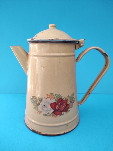 Ancienne cafetière tôle - ,