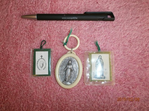 Lot objets religieux - lot, religieux/ivoirine/
