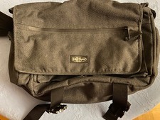 Grand sac besace Eastpak gris