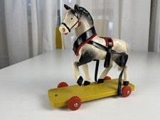 Figurine de collection en bois