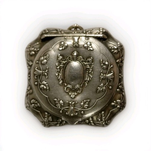 Boite pilulier pendentif - pilulier.,