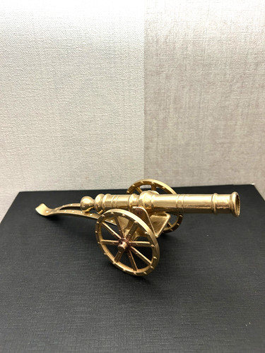 Ancien canon miniature - , en