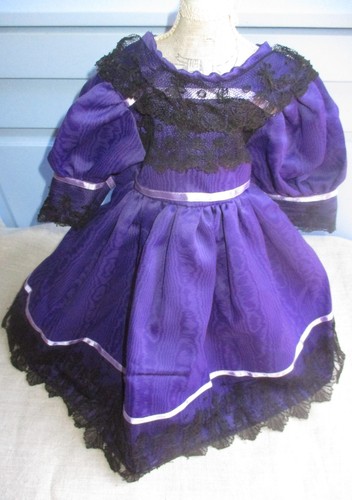 Robe avec dentelle ancienne - robe,