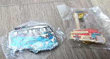 2 VINTAGE HARD ROCK CAFE PIN