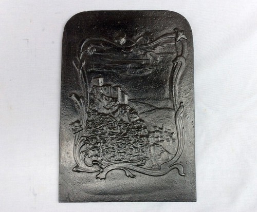 Plaque fonte bas relief - fonte,