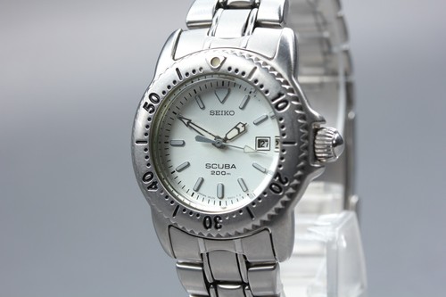 Montre femme seiko 3e25 2000 - montre,