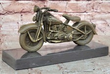 Sculpture En Bronze Tanné