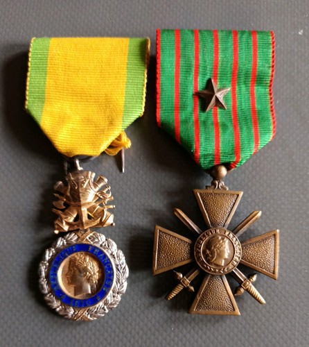 Médaille militaire croix - médaille, et