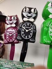 Classic  KIT KAT CLOCK -Full