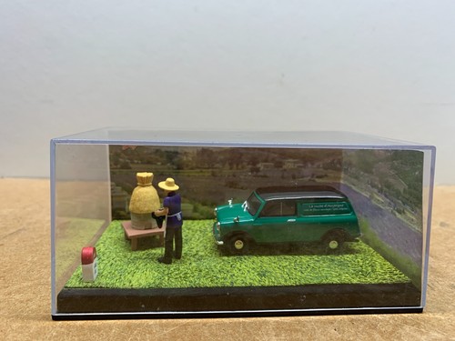Route bleue morris mini van - bleue,