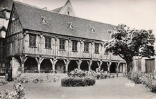60 NOYON ANCIENNE BIBLIOTHEQUE