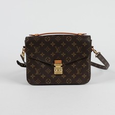 Louis Vuitton Pochette Métis