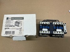 Télémécanique Contacteur inverseur LC2 D0901 B7 24v 50 Hz. 4Kw-400v