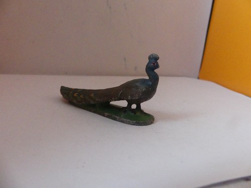 Figurine quiralu animaux du - ,