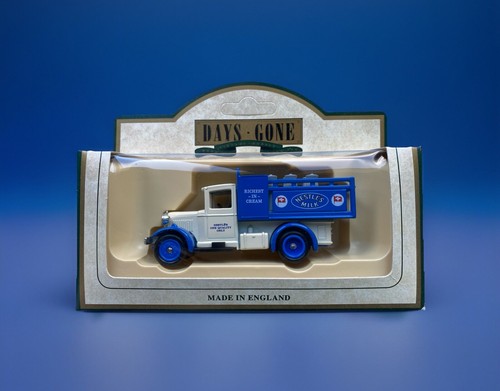 Ford model 1930 - stake, truck