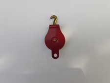 MECCANO HOIST A 1 PULLEY RED 151