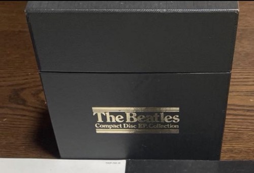 Beatles compact disc - compact,