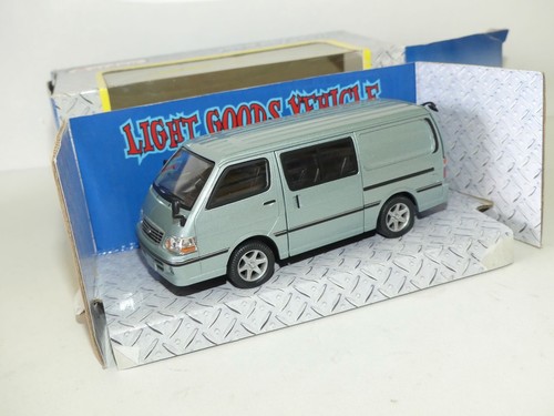 Toyota hiace 100 vert - toyota,