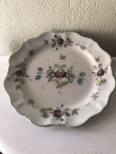 Ancienne et grande assiette décor fleuri signée Martres