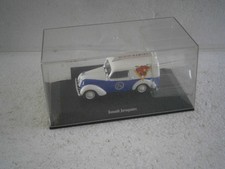 VOITURE RENAULT JUVAQUATRE