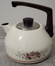 Grosse Bouilloire En Tôle