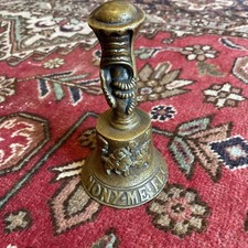 Cloche À Main Dlg Hemony Détournée Formule Amusante En Latin Je M’en Fiche Rare