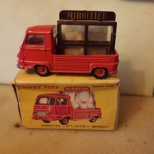DINKY TOYS FRANCE 564 RENAULT