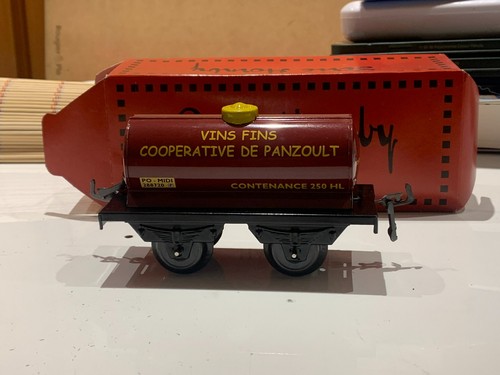 Hornby hachette 30 wine - hornby, no.