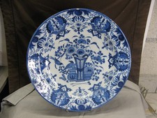 RARE Large Delft Dish By Porceleyne Claeuw late 17th / early 18th century 35cm