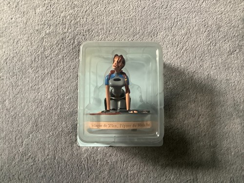 Figurine lara croft tomb - lara,