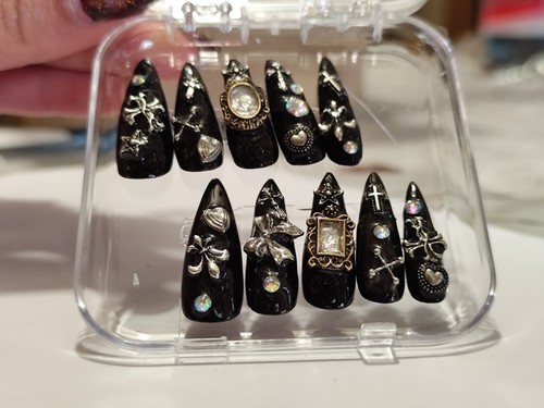 Faux ongles - faux,