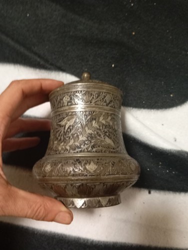 Ancien pot boîte épices - à,