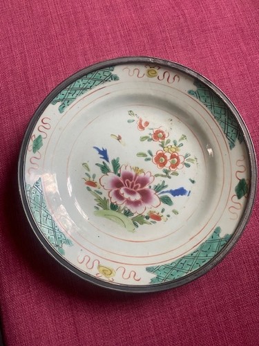 Très belle assiette - , creuse