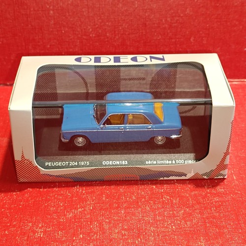 Peugeot 204 portes bleu 43 - portes,