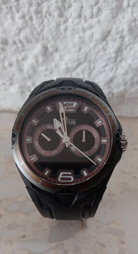 Montre lotus modele - montre,