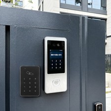 Système de contrôle d'accès pour portes extérieures : lecteur de cartes