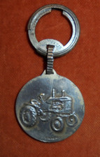 DRAGO Credit Agricole MEUSE OLD TRACTOR CASE MASSEY FERGUSSON N°3 keychain
