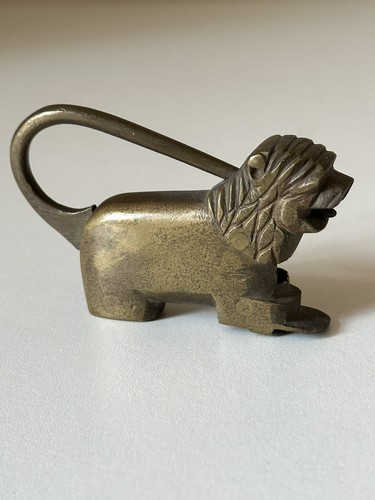 Ancien cadenas lion laiton - ,