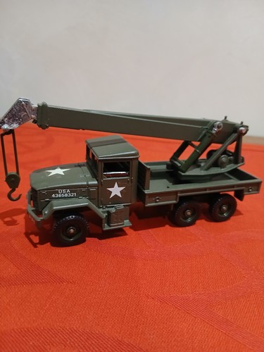 Solido 245 kaiser jeep - solido,