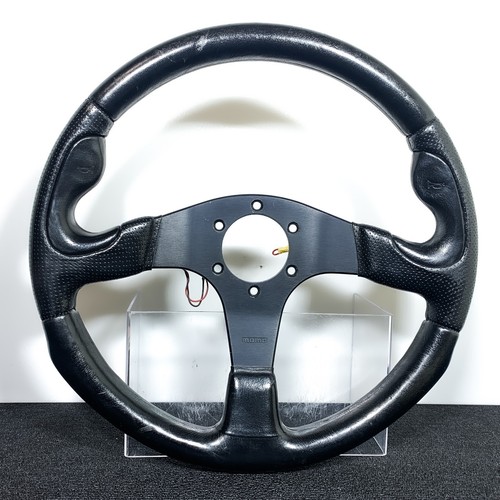 Volant origine momo pirota - volant,