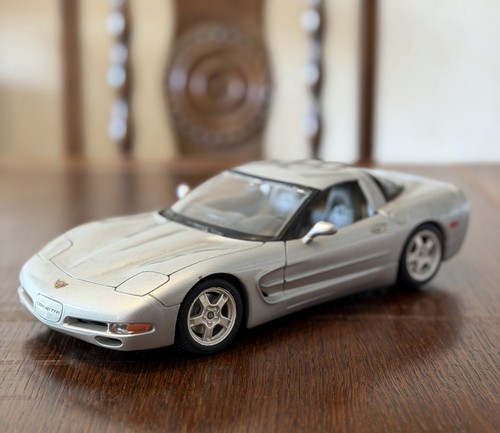 Bburago chevrolet - bburago, 1/18