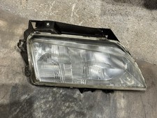 Optique avant secondaire droit