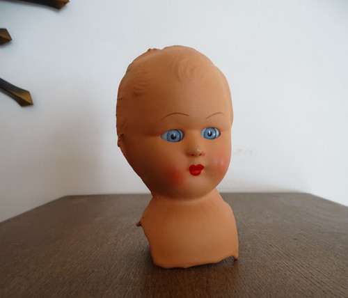 Tête poupée poupon - poupée, /