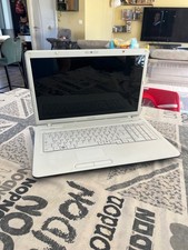 (A595) Toshiba satellite c670d