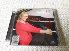 Janka Simowitsch : Make Up -