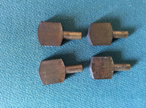 Taquet laiton - taquet,