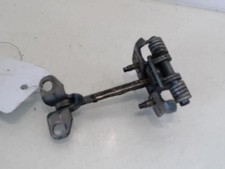 Arret de porte avant droit